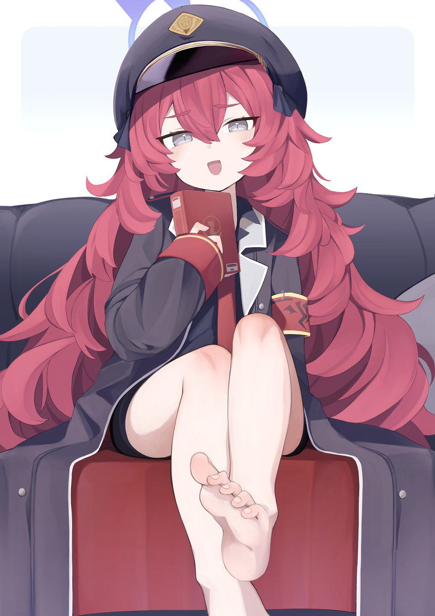 This is a pixiv picture whose title is イロハ足.