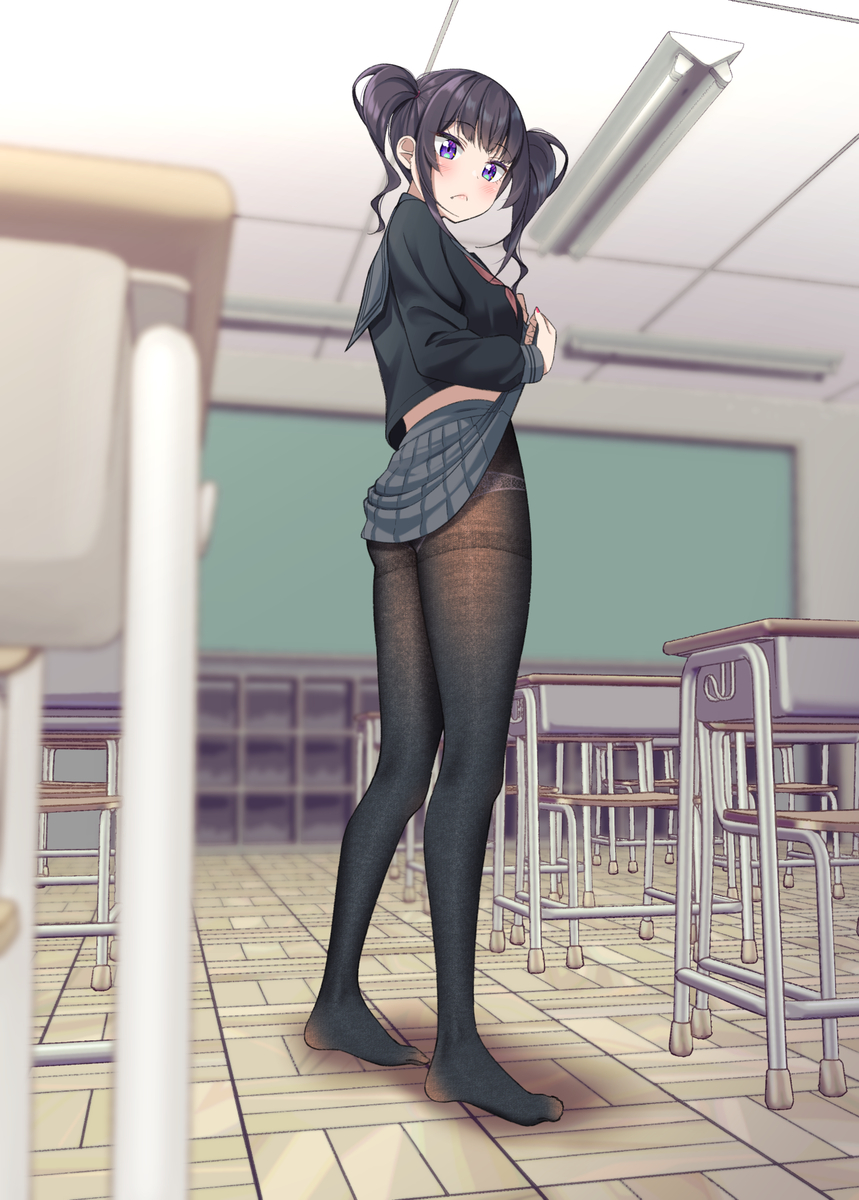 This is a pixiv picture whose title is 私のタイツが見たいの…？.