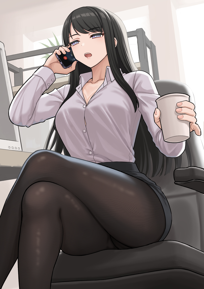 This is a pixiv picture whose title is 気の強い女社長.