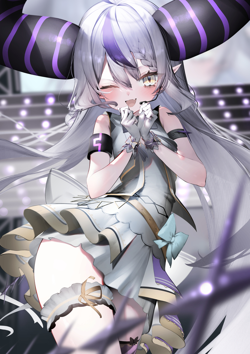 This is a pixiv picture whose title is 究極のアイドル.