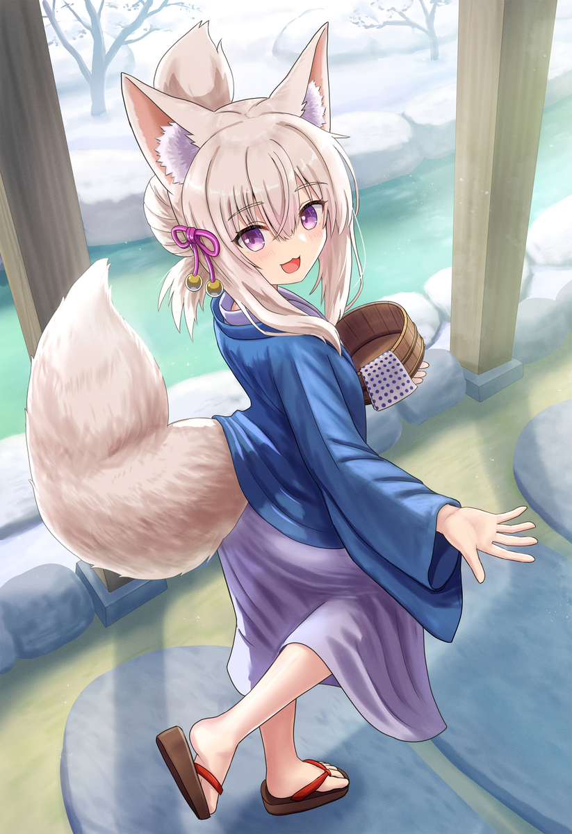 This is a pixiv picture whose title is 温泉へ向かう狐娘.