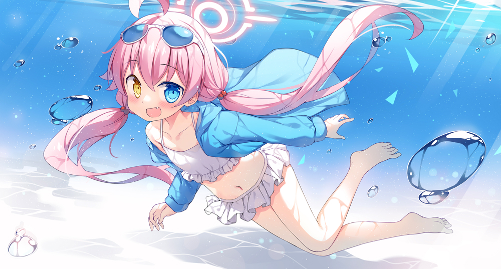 This is a pixiv picture whose title is 小鳥遊星野(泳裝).