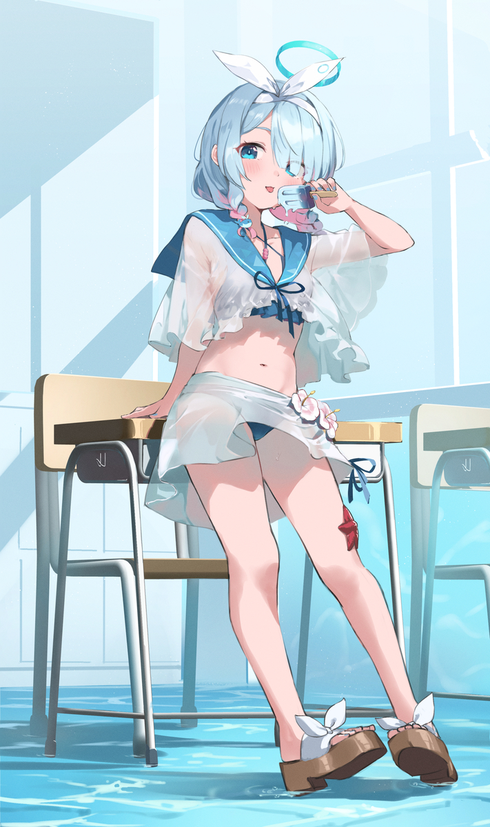 This is a pixiv picture whose title is 水着アロナ 🟦⬜.