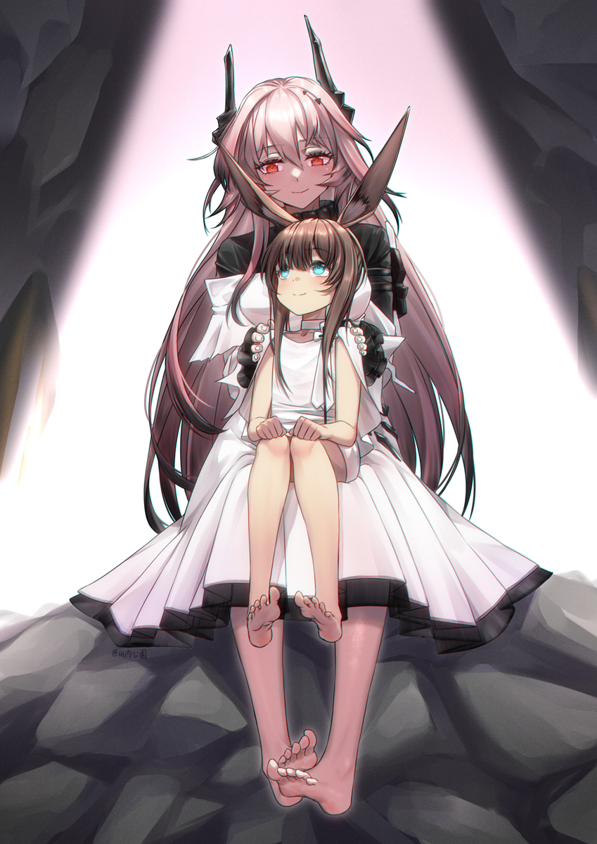 This is a pixiv picture whose title is テレジア&アーミヤ 特蕾西娅&阿米娅 Theresa&Amiya.