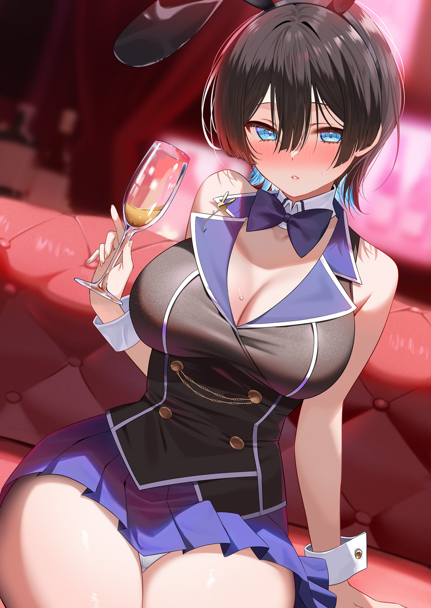 This is a pixiv picture whose title is 「酔っちゃった…」.