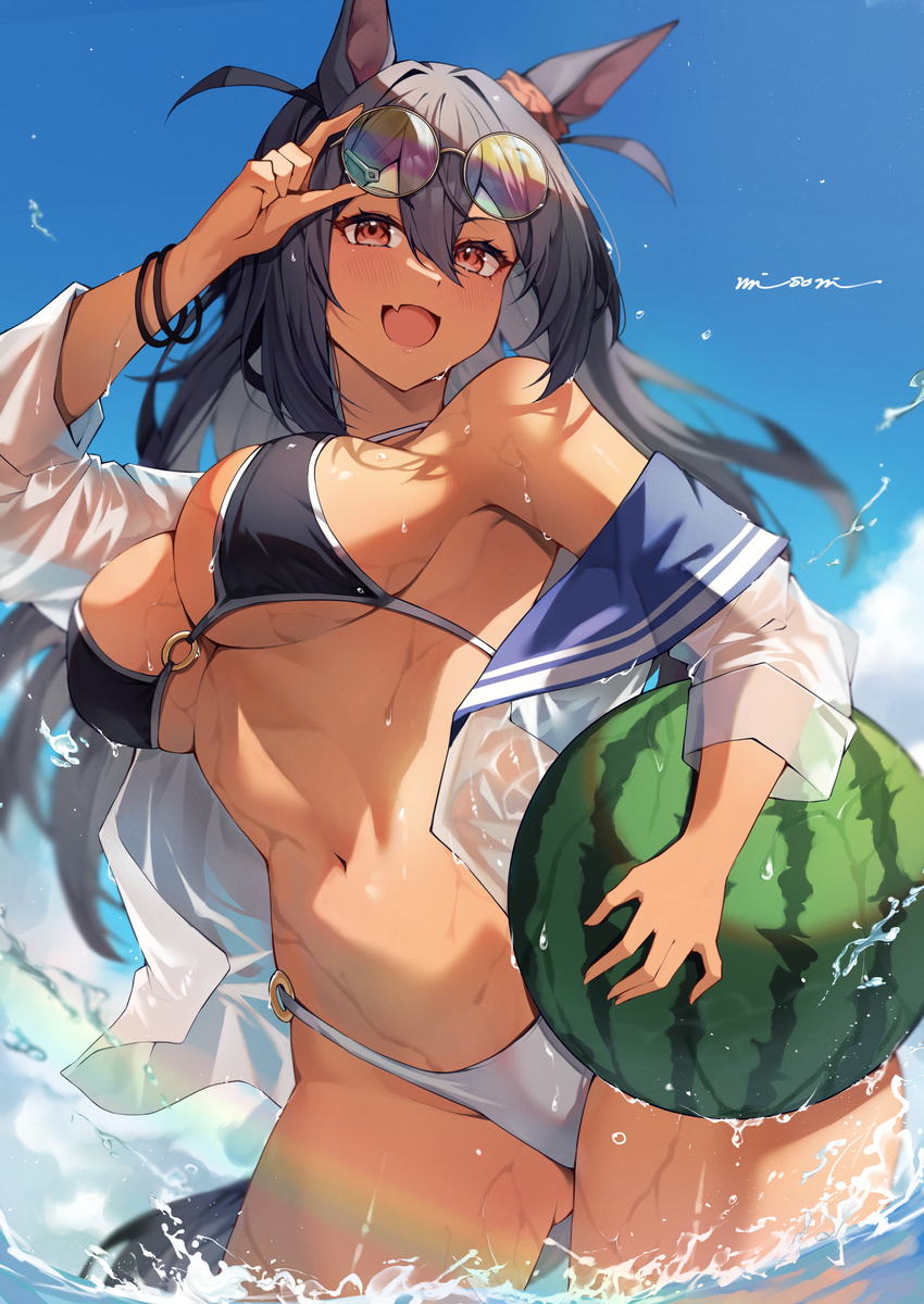 This is a pixiv picture whose title is 水着ヒシアマゾン.