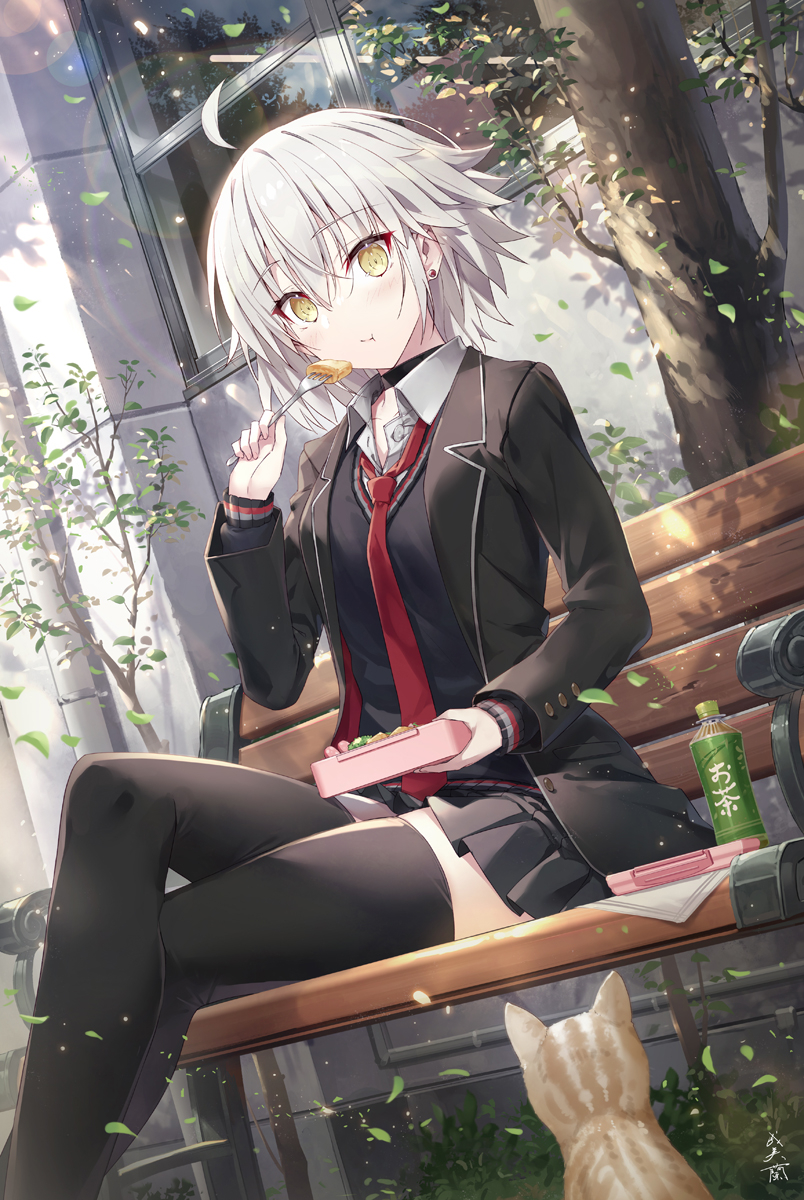 This is a pixiv picture whose title is 折田さん.