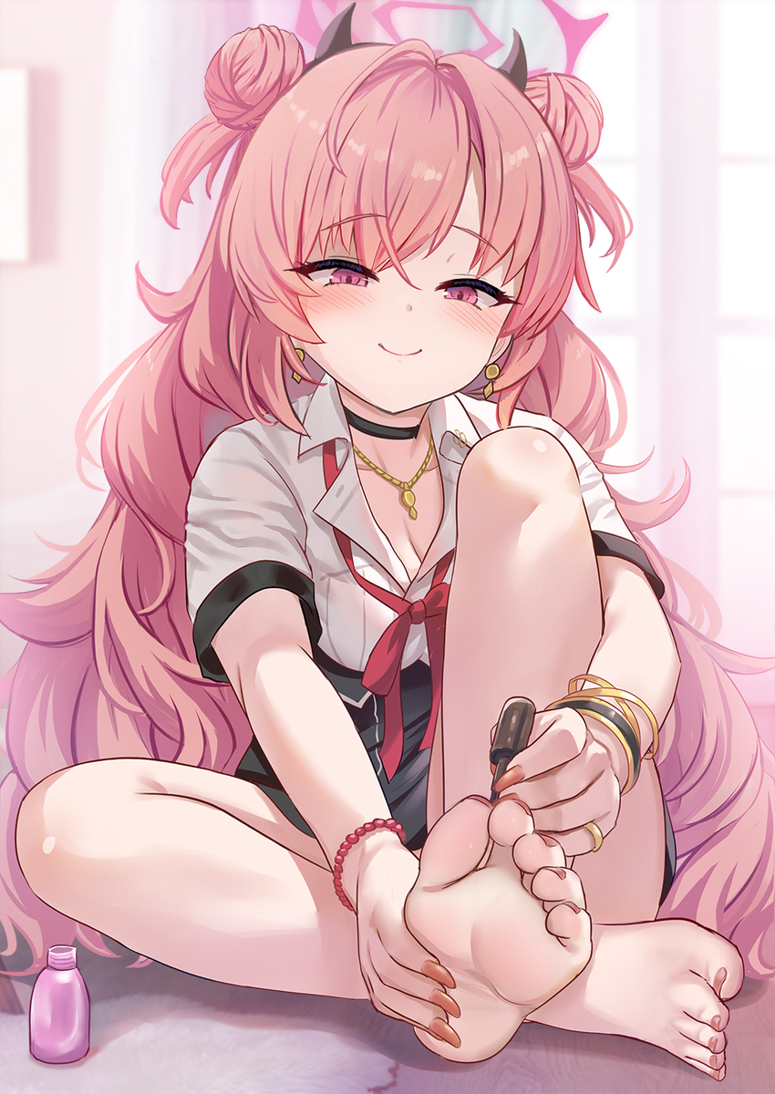 This is a pixiv picture whose title is 先生に会うために準備中.