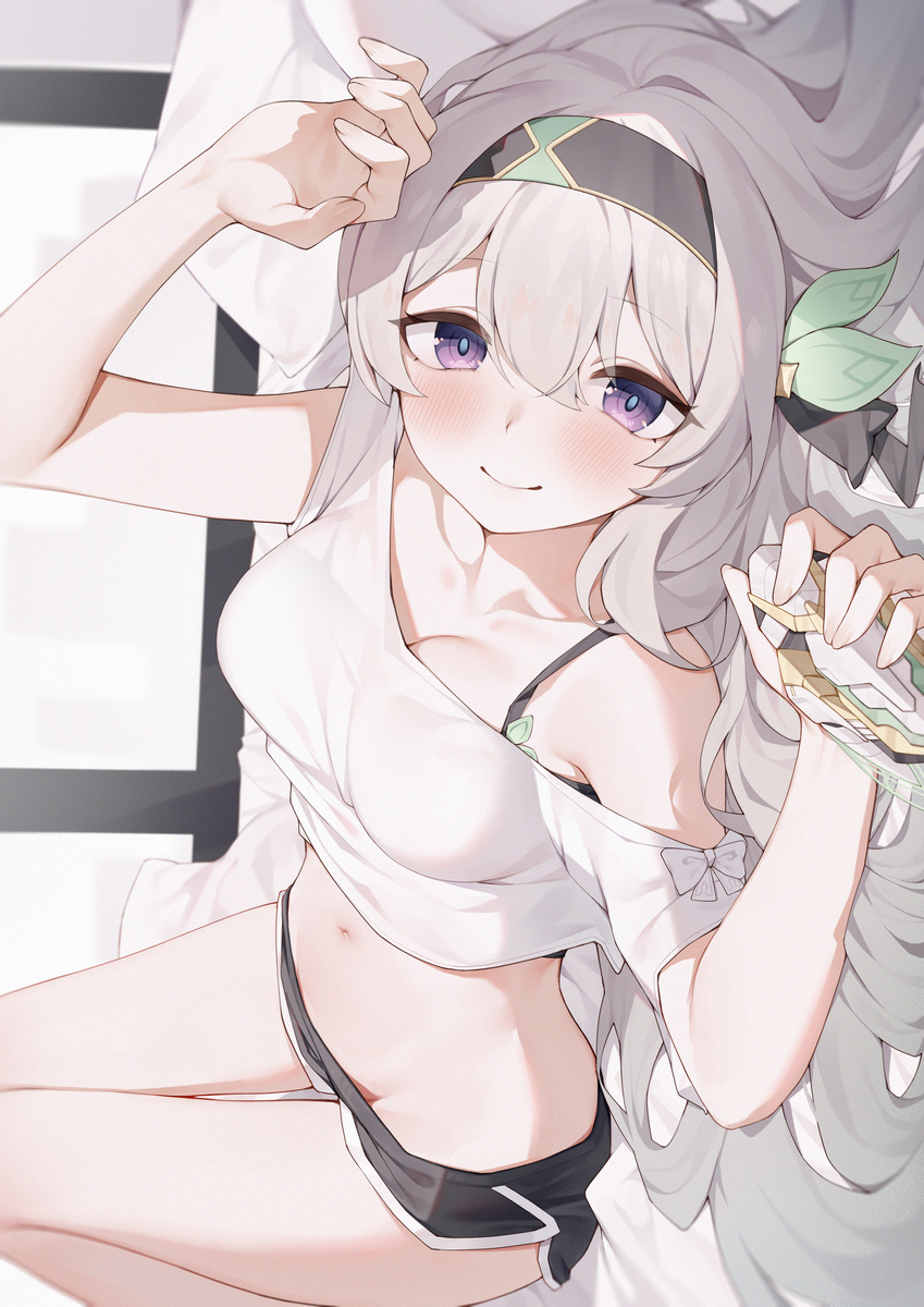 This is a pixiv picture whose title is ホタル.