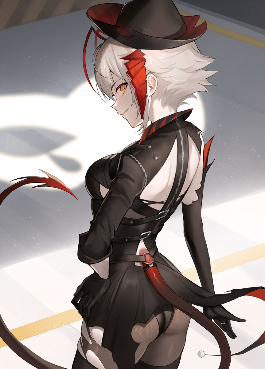 This is a pixiv picture whose title is 怪盗 W.