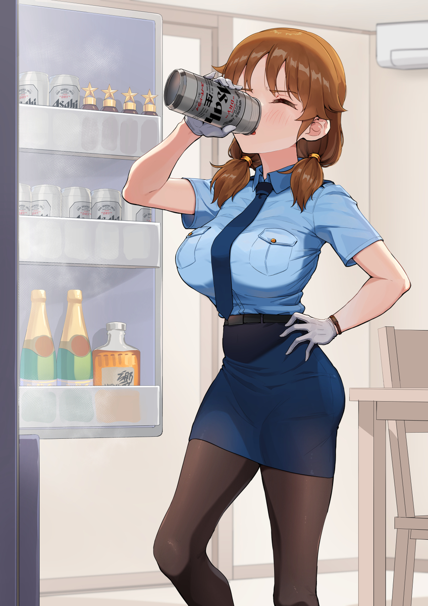 This is a pixiv picture whose title is 退勤後のビール.