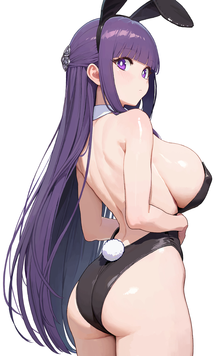 This is a pixiv picture whose title is バニーガール姿のフェルン.