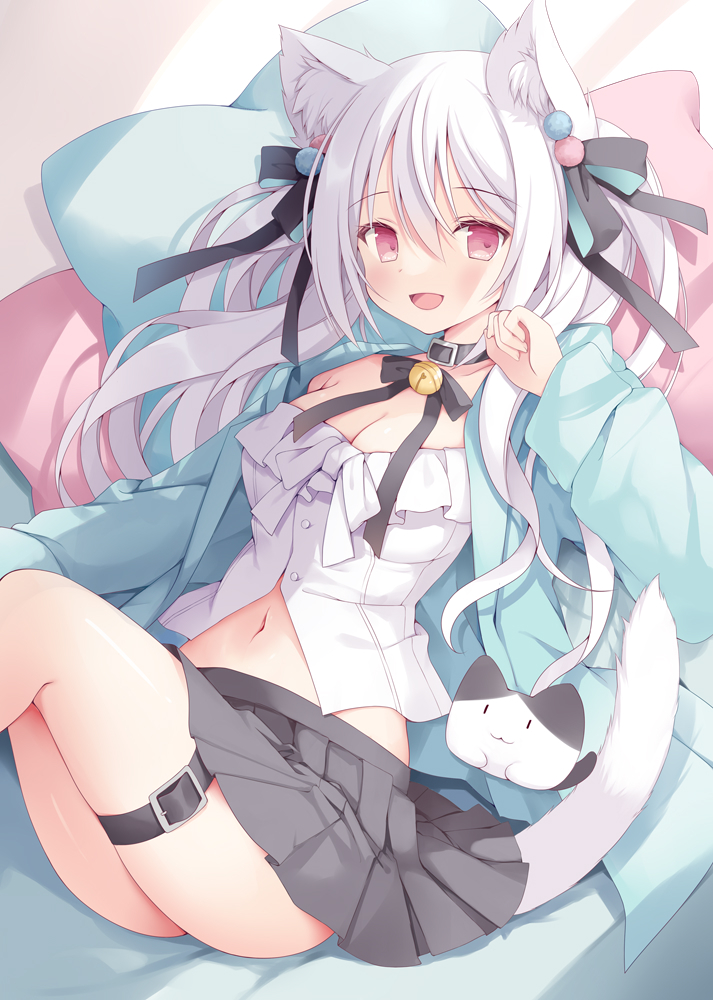 This is a pixiv picture whose title is 白ねこちゃん.