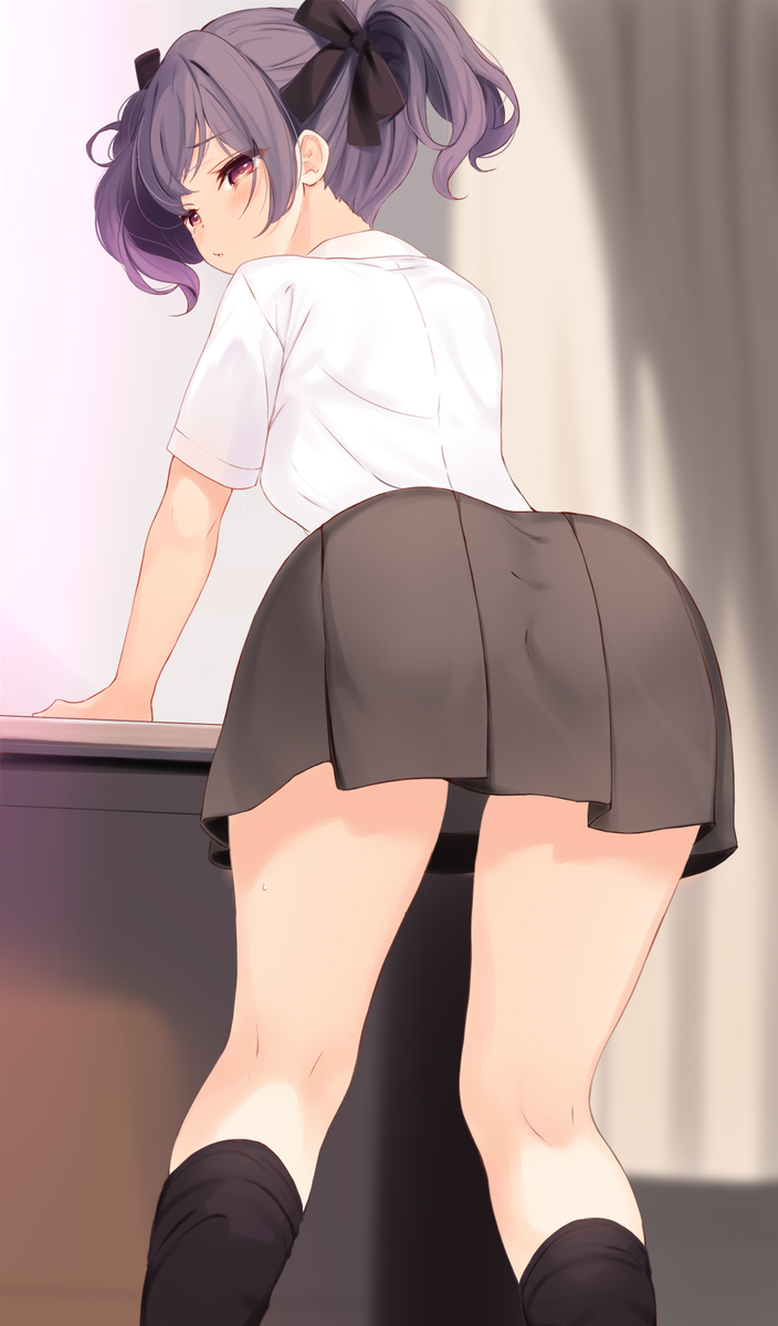 This is a pixiv picture whose title is シンプル制服ツインテール娘.