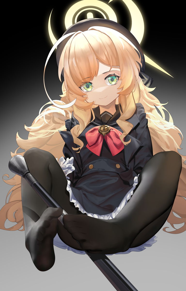 This is a pixiv picture whose title is ニヤニヤ教授···.