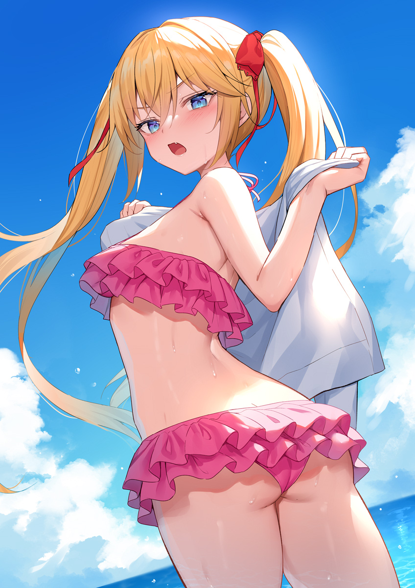 This is a pixiv picture whose title is 水着妹.