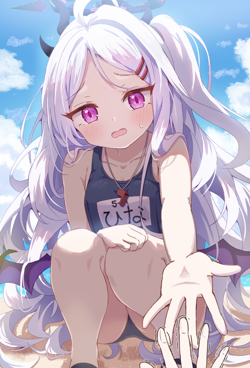 This is a pixiv picture whose title is 水着ヒナちゃん.