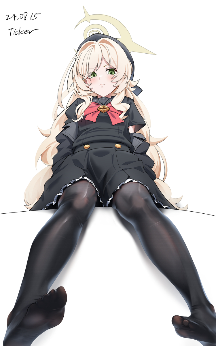 This is a pixiv picture whose title is ニヤニヤ教授.
