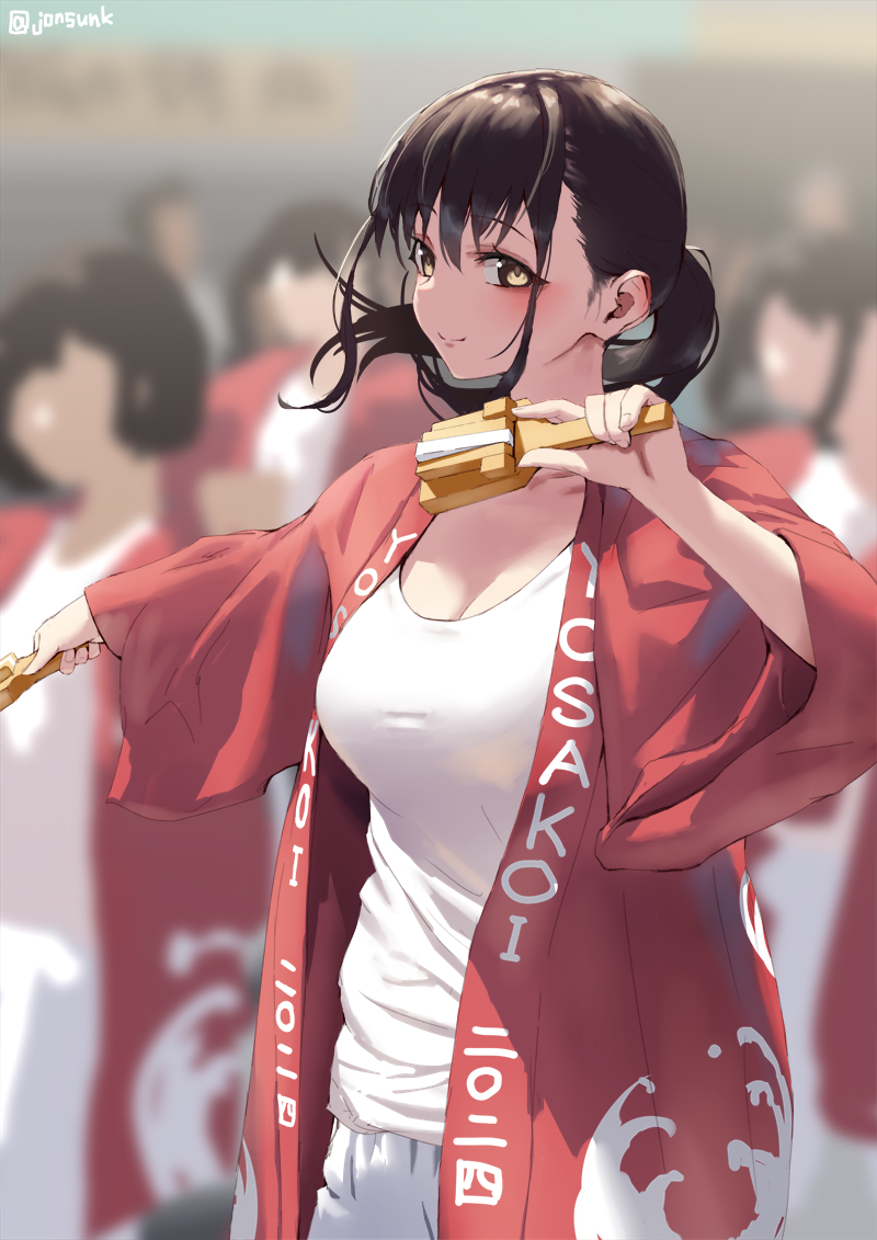 This is a pixiv picture whose title is お祭りで目に飛び込んでくる女子.