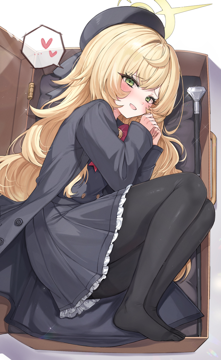 This is a pixiv picture whose title is ニヤニヤ教授.