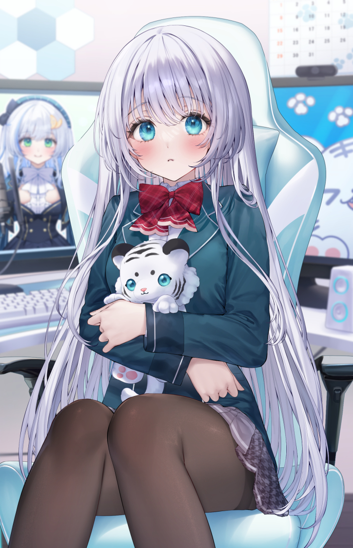 This is a pixiv picture whose title is 隣に住んでる聖女様.