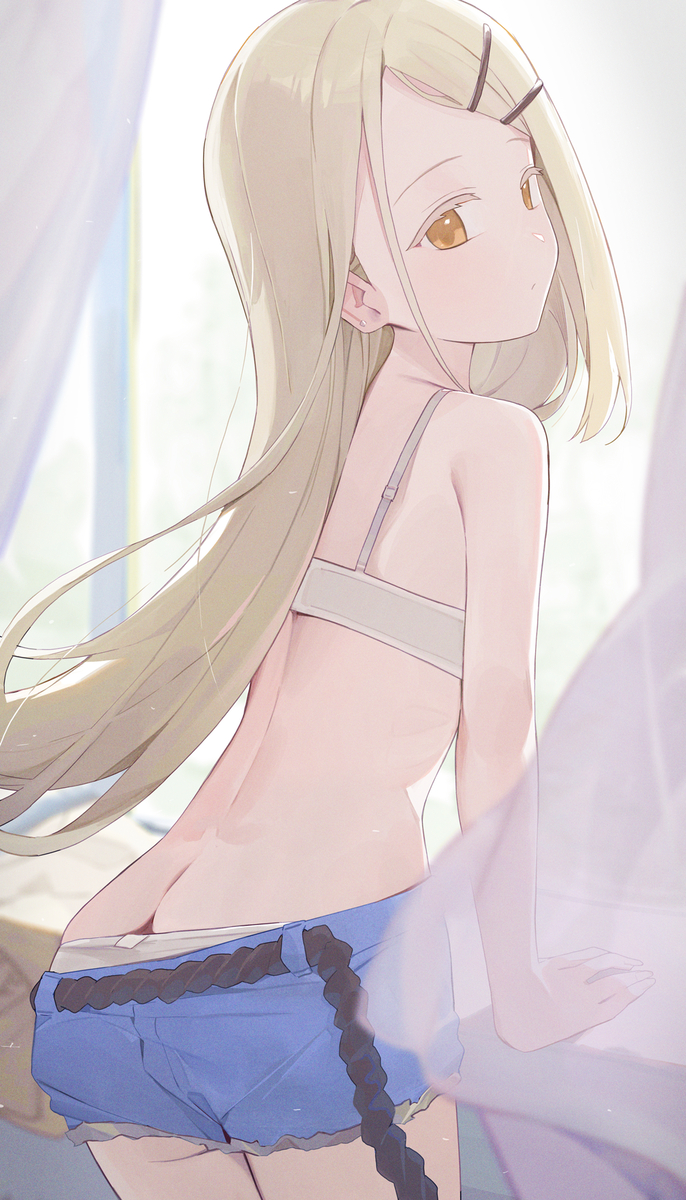 This is a pixiv picture whose title is 篠澤広.