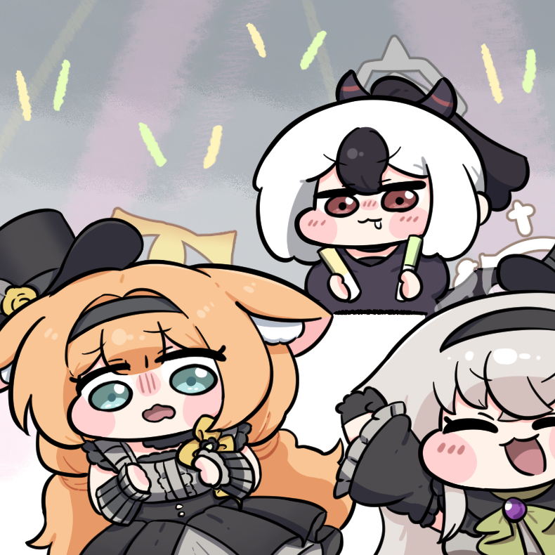 This is a pixiv picture whose title is ウフフフ...(視線が感じられる).