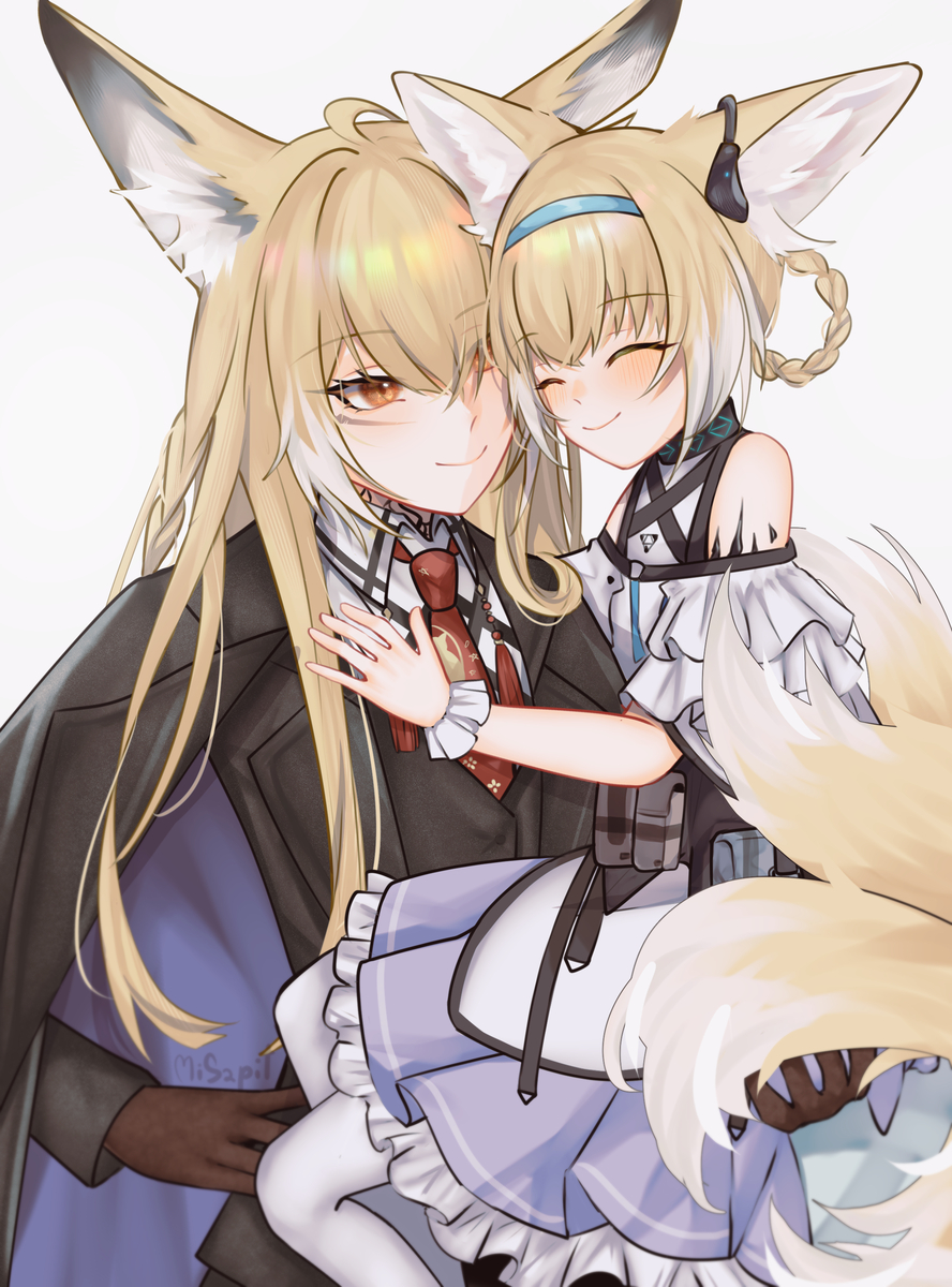 This is a pixiv picture whose title is 🦊🦊.