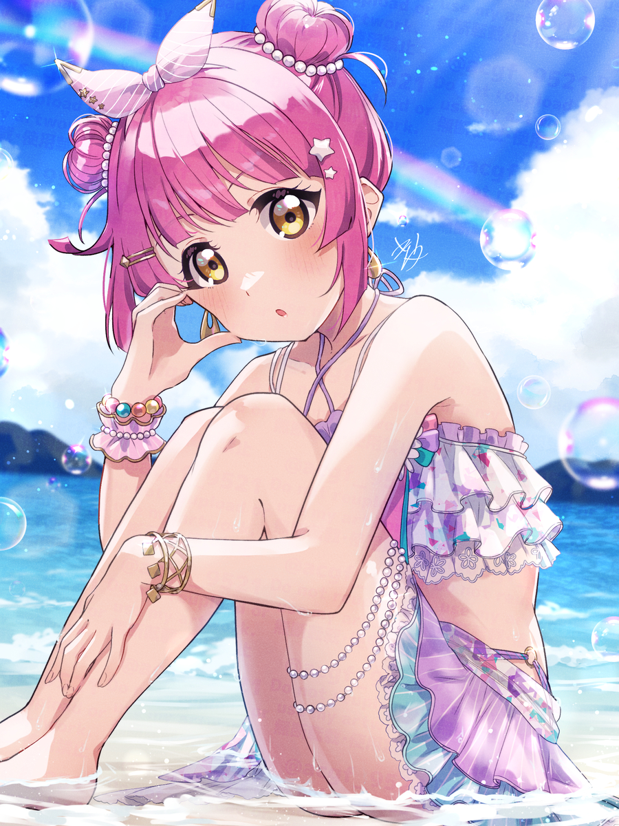 This is a pixiv picture whose title is 璃奈ちゃんお誕生日おめでとうございます！.