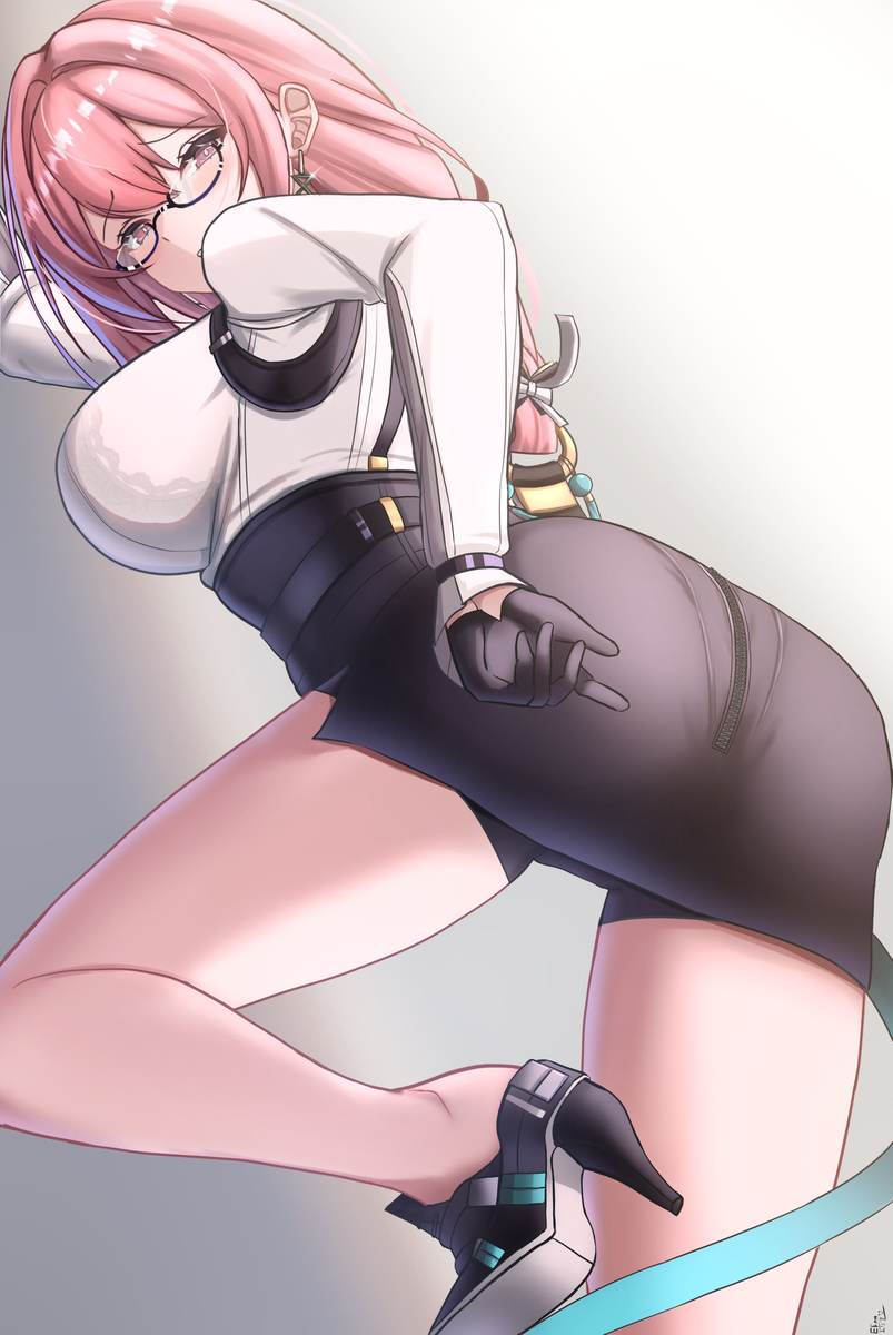This is a pixiv picture whose title is Tsukishiro Yanagi.