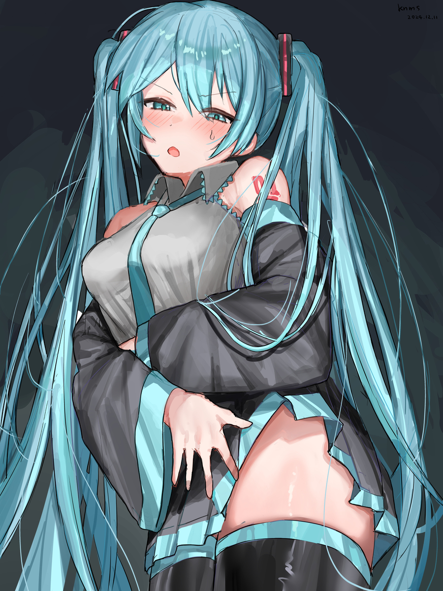 This is a pixiv picture whose title is 「…や、やっぱり太った？」.