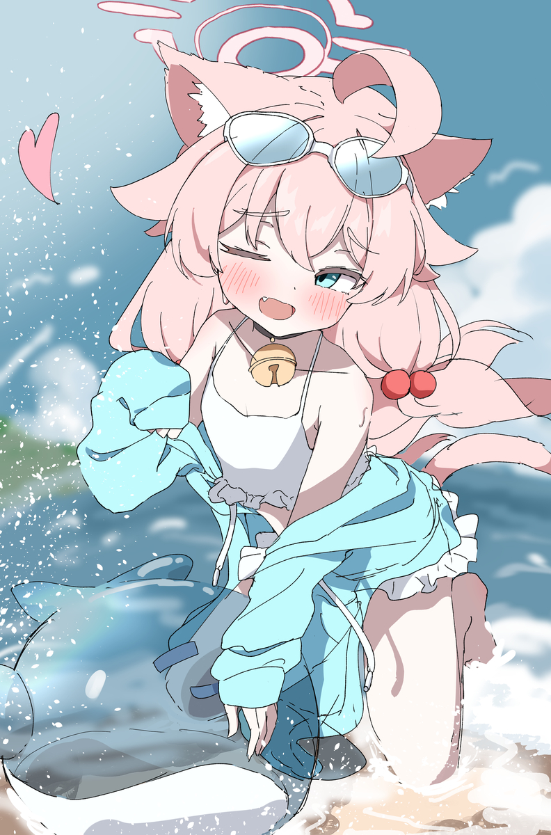 This is a pixiv picture whose title is 水着猫ホシノ.