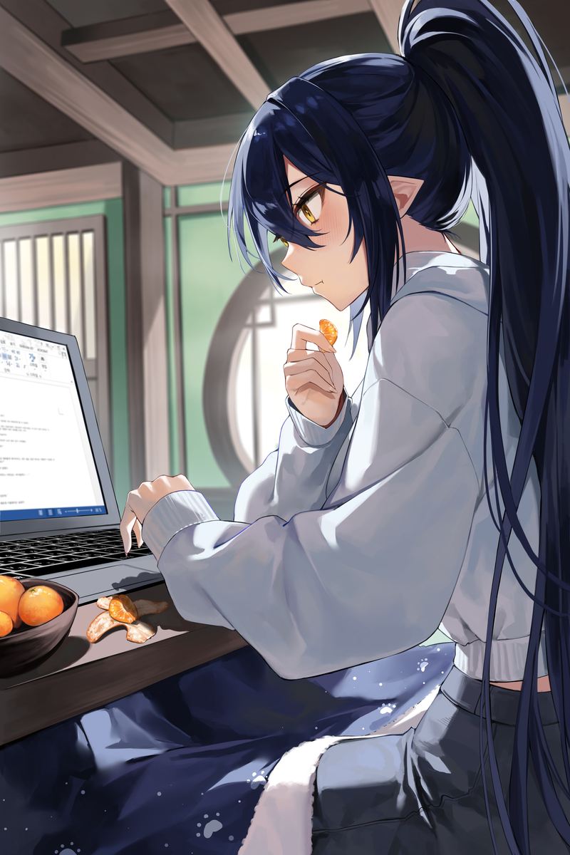 This is a pixiv picture whose title is 冬はやはりみかんでしょ.