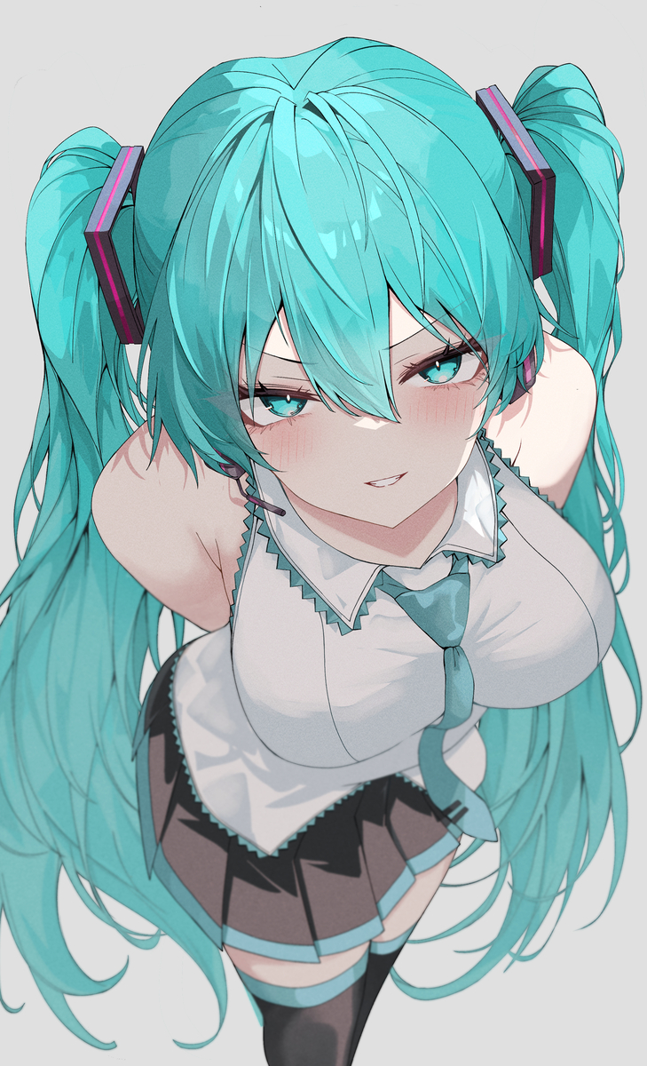 This is a pixiv picture whose title is 覗き込んでくる初音ミクさん.