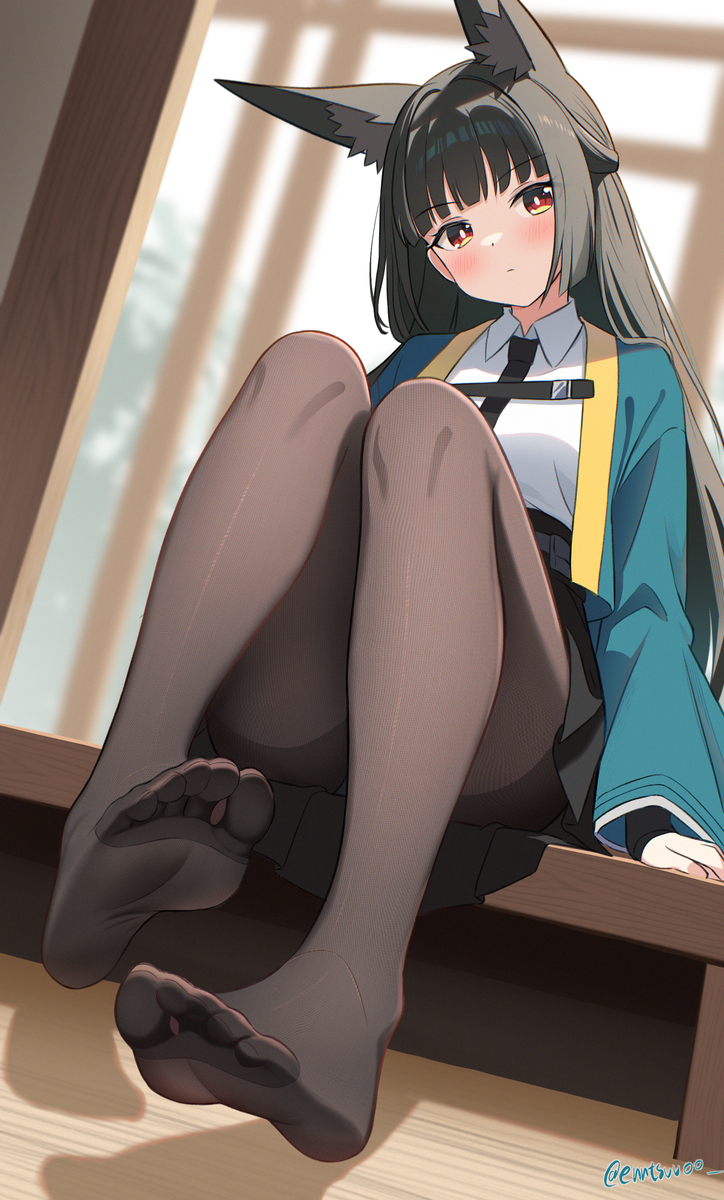 This is a pixiv picture whose title is 足裏.