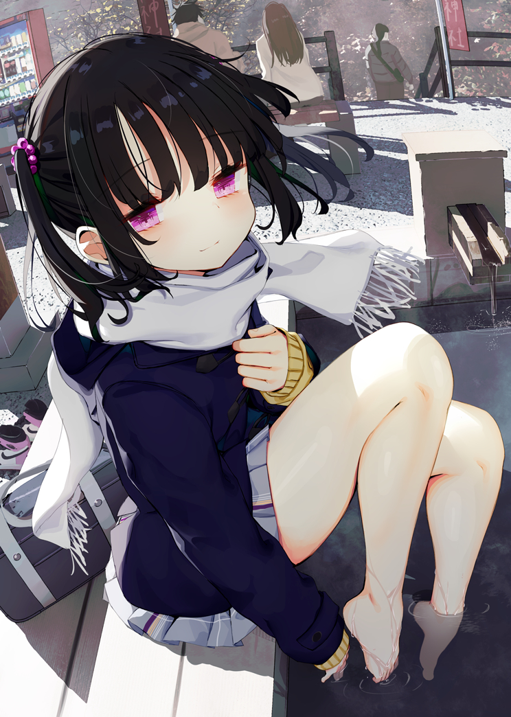 This is a pixiv picture whose title is 生足ちゃんと足湯.