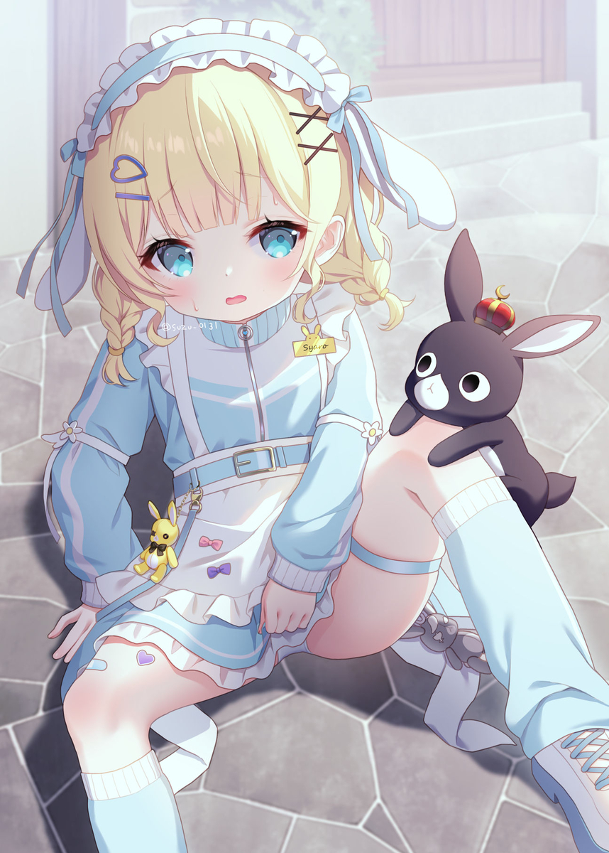 This is a pixiv picture whose title is あんこに襲われるジャージメイドシャロちゃん.