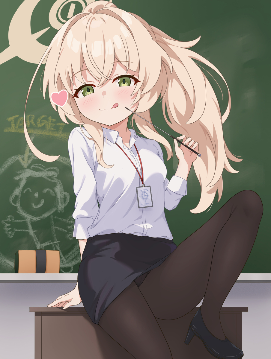 This is a pixiv picture whose title is ニヤニヤ教授先生.