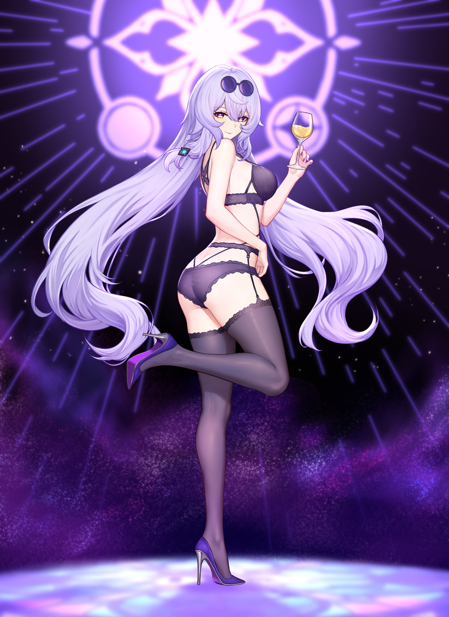 This is a pixiv picture whose title is 黑天鹅内衣版.