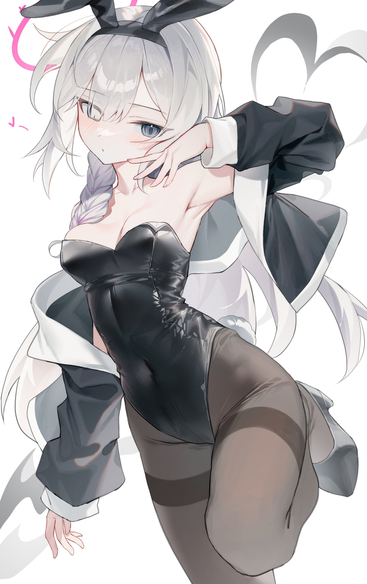 This is a pixiv picture whose title is Bunny Plana.