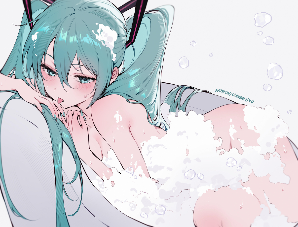 This is a pixiv picture whose title is 初音ミクのお風呂.
