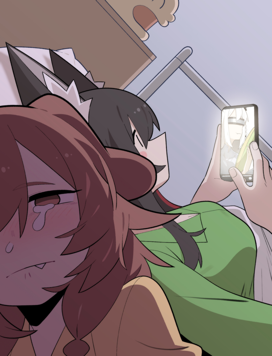 This is a pixiv picture whose title is 미오는 후부를 보고.