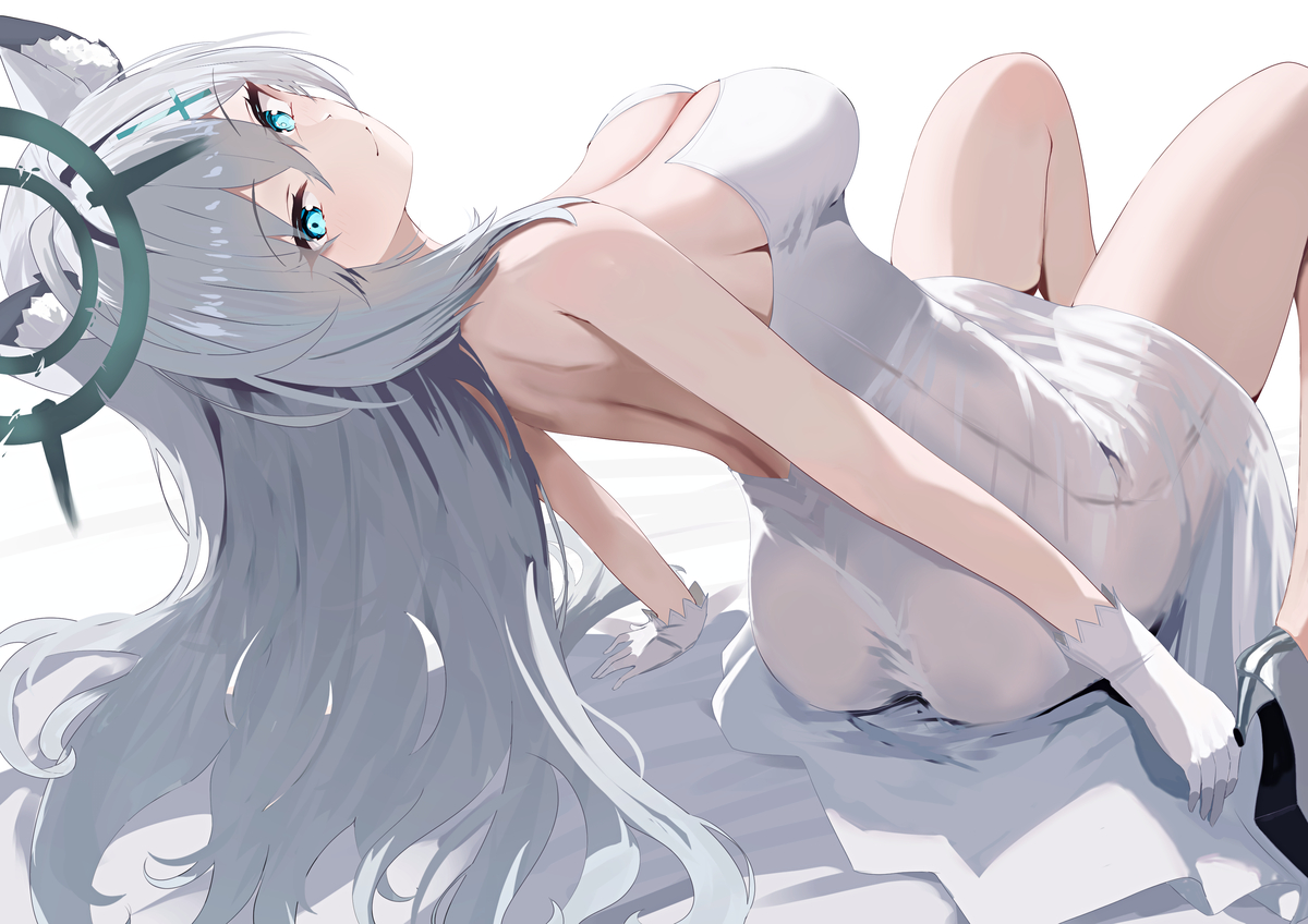 This is a pixiv picture whose title is 白ドレスクロコ.