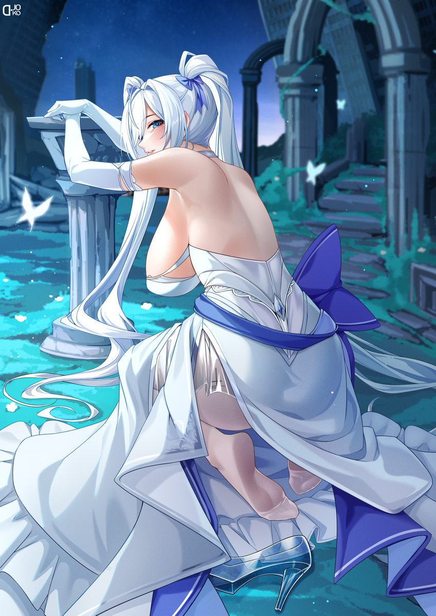 This is a pixiv picture whose title is Cinderella - After midnight.