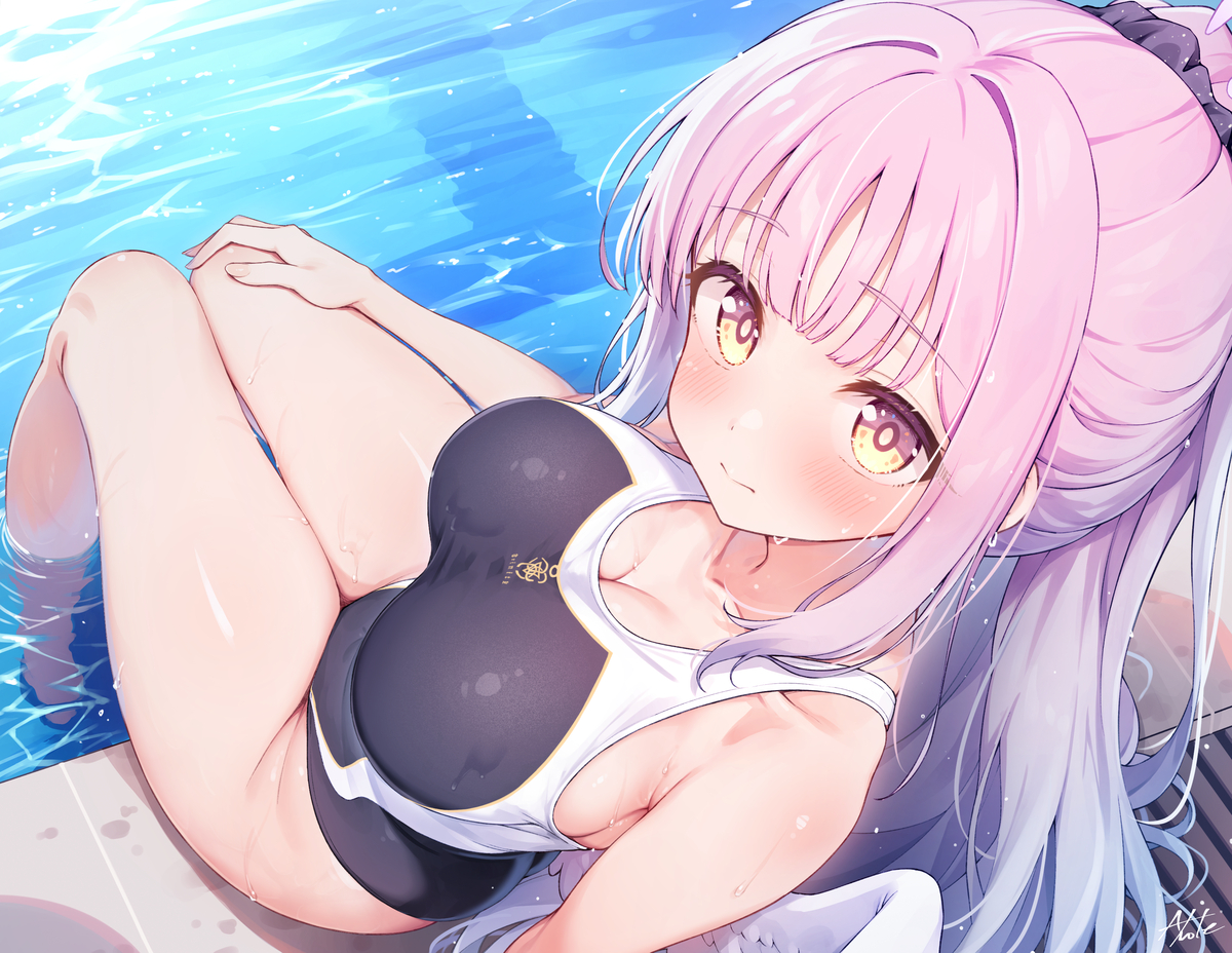 This is a pixiv picture whose title is ミカとプールサイド.