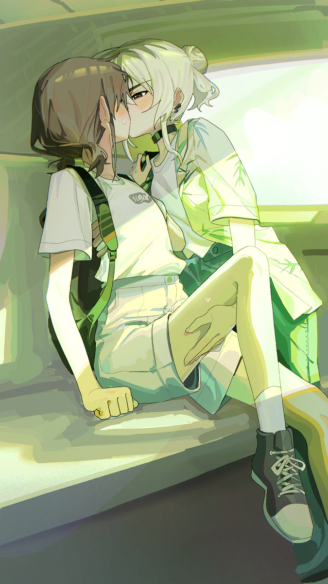 This is a pixiv picture whose title is hug58/100.