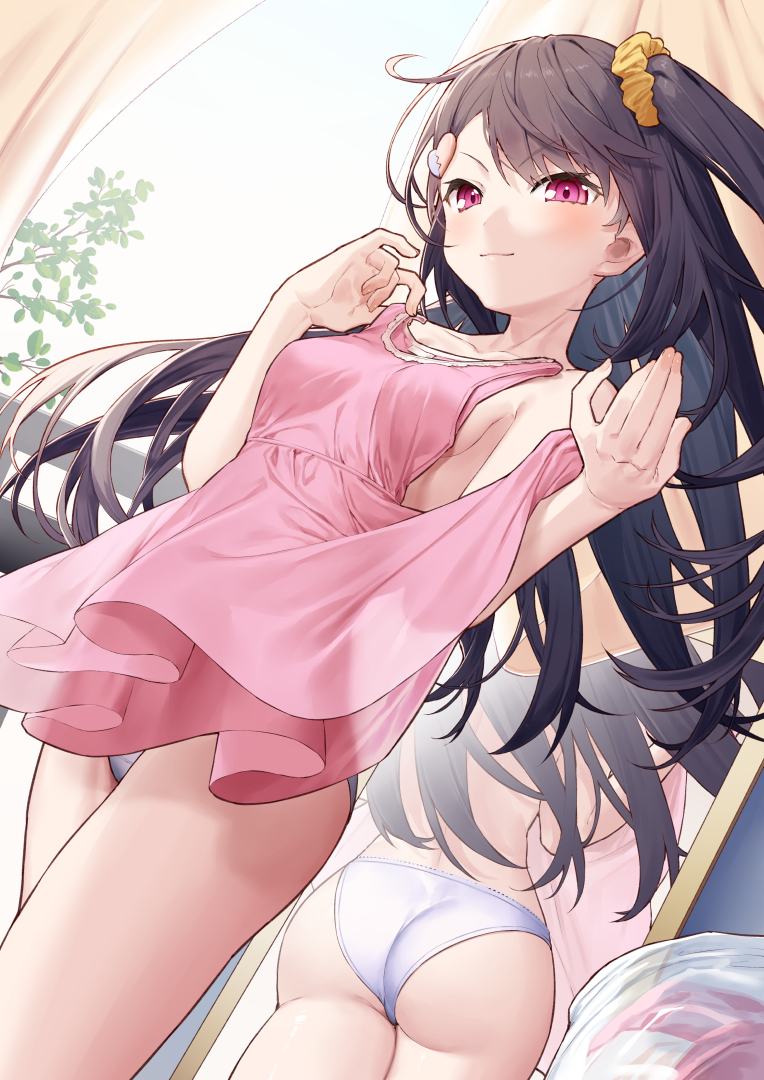 This is a pixiv picture whose title is 昔のワンピもまだ似合う？.