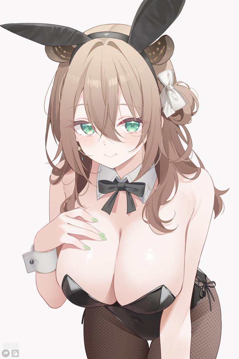 This is a pixiv picture whose title is Long Hair Bunny Nimi.
