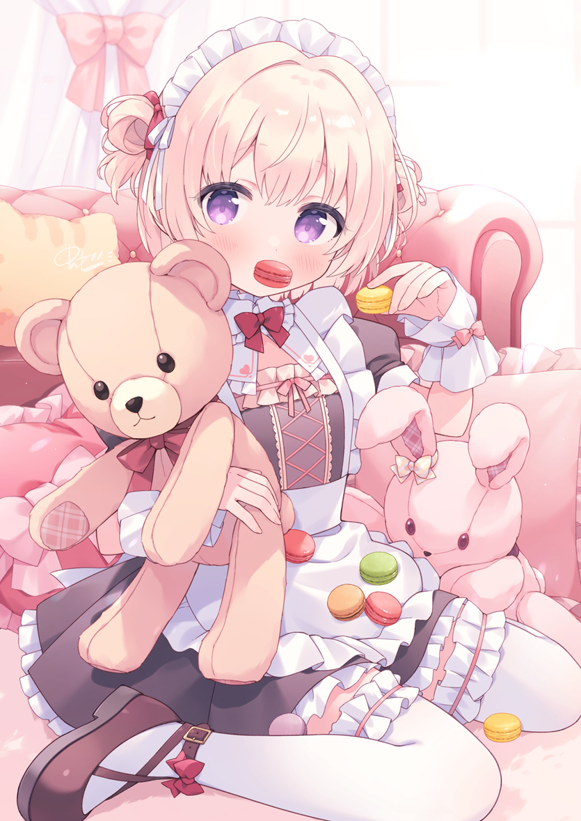 This is a pixiv picture whose title is お菓子をこっそりつまみぐい🍬.
