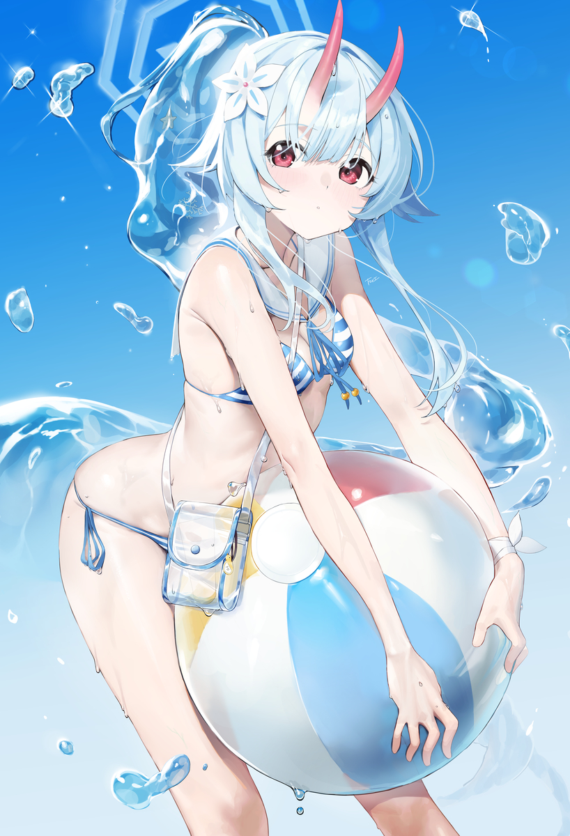 This is a pixiv picture whose title is 水着 + FANBOX.